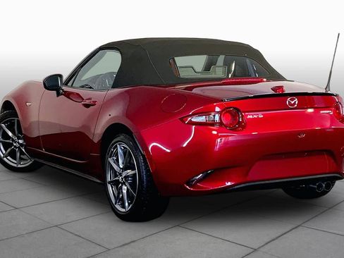 Used 2023 MAZDA MX-5 Miata Grand Touring RWD image 12