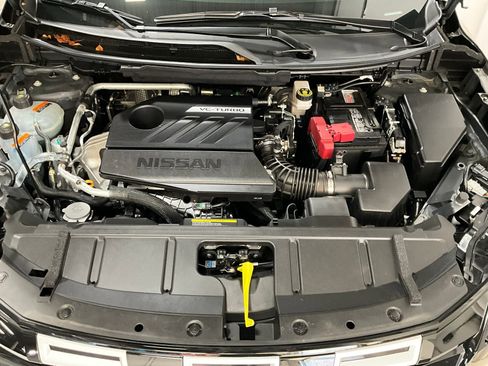 Used 2025 Nissan Rogue SV w/ Rock Creek Premium Package image 9