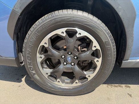 Certified 2022 Subaru Crosstrek 2.0i Premium AWD/4WD image 2