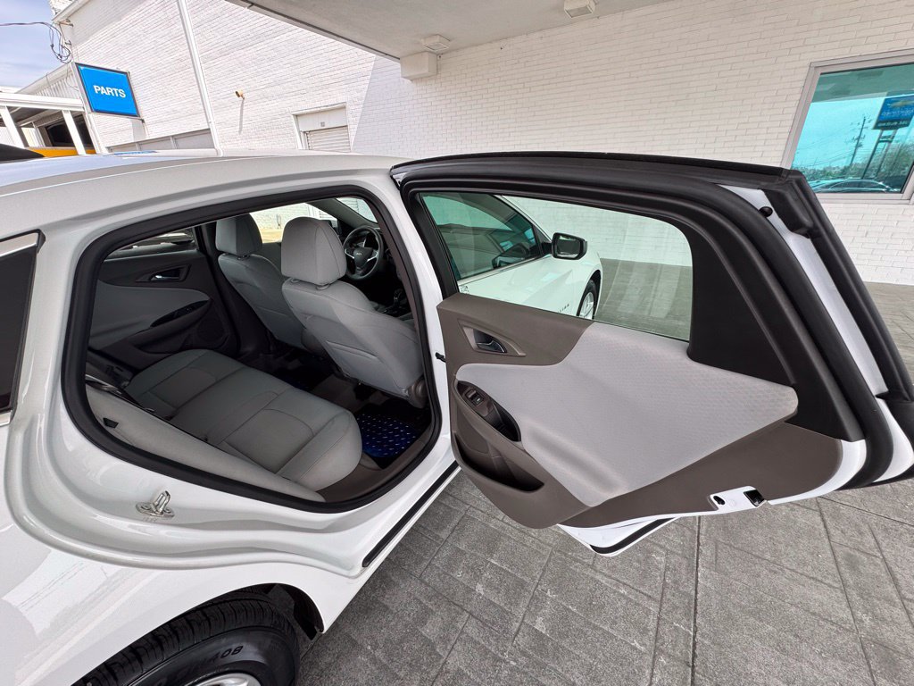 Used 2024 Chevrolet Malibu LS FWD image 22