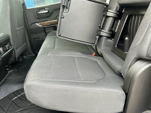 Used 2019 Chevrolet Silverado 1500 RST image 16