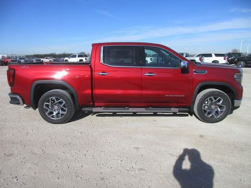 New 2026 GMC Sierra 1500 SLT w/ SLT Premium Package image 3