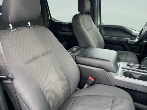 Used 2016 Ford F150 XLT w/ Equipment Group 302A Luxury image 17