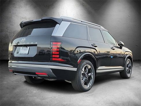New 2026 Hyundai Palisade Limited image 3
