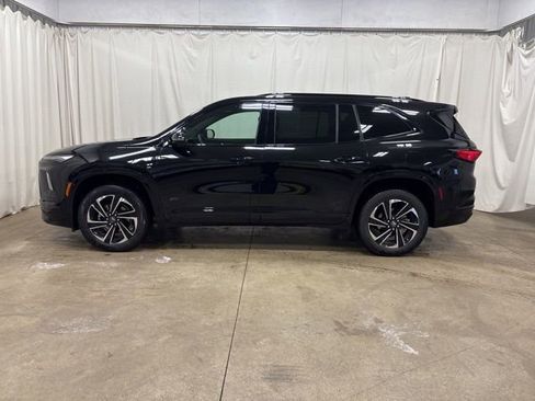 Used 2025 Buick Enclave Sport Touring image 5