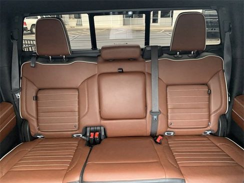 Used 2024 GMC Sierra 2500 Denali Ultimate image 31