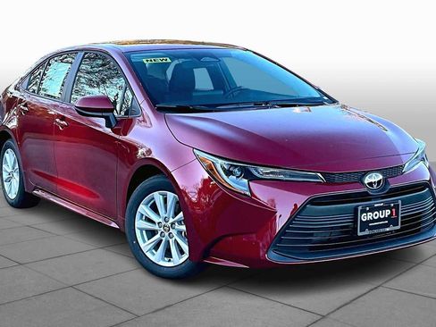 New 2026 Toyota Corolla LE image 2