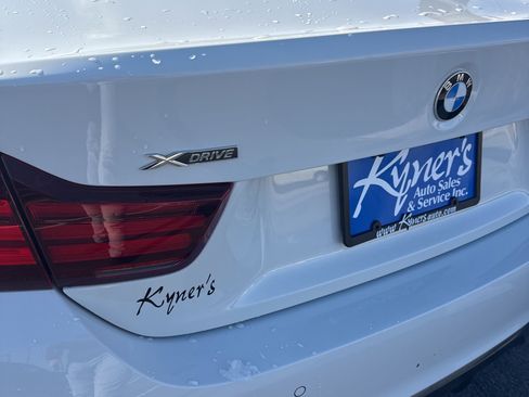 Used 2020 BMW 430i xDrive Coupe w/ M Sport Package image 28