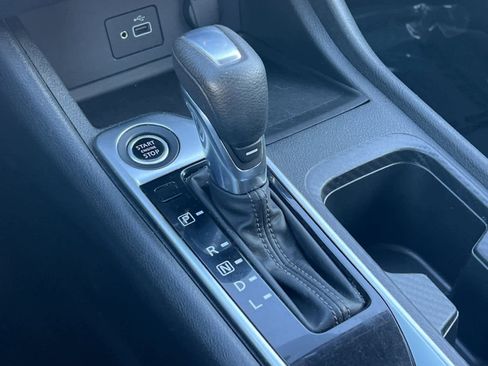 Used 2020 Nissan Sentra S image 20