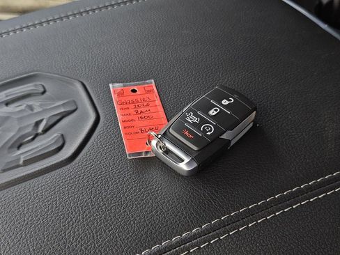 New 2025 RAM 1500 Laramie image 27