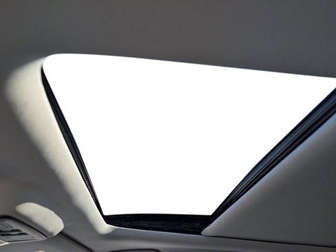 New 2026 Nissan Pathfinder SL FWD image 14