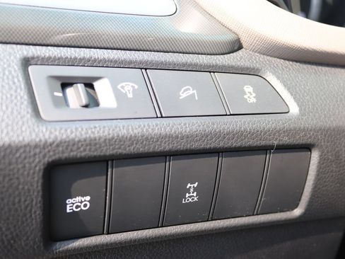 Used 2015 Hyundai Santa Fe Sport AWD/4WD image 28