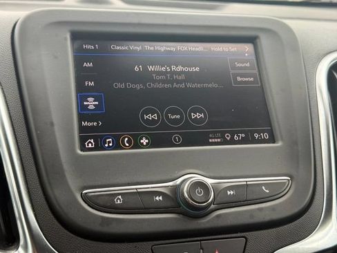Used 2024 Chevrolet Equinox LT FWD image 16