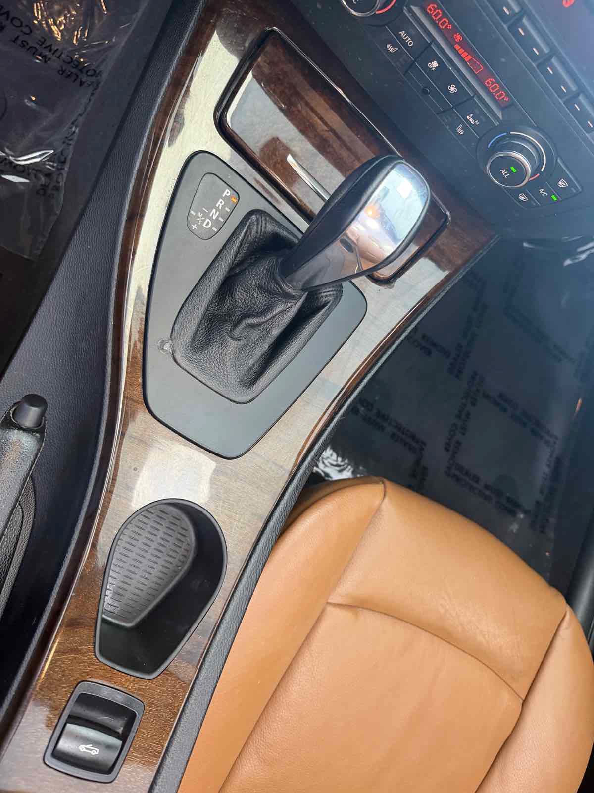 Used 2013 BMW 328i Convertible RWD image 25