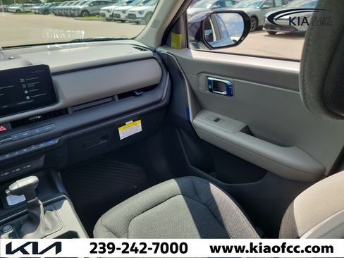 New 2027 Kia Seltos S FWD image 16