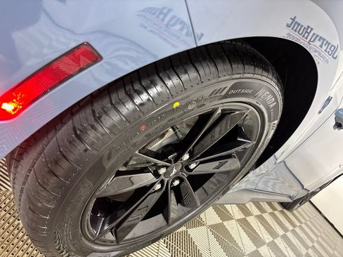 Used 2025 Ford Mustang GT RWD image 28