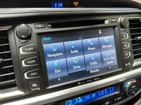 Used 2019 Toyota Highlander Limited Platinum AWD/4WD image 45