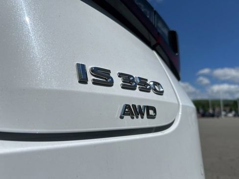 Used 2022 Lexus IS 350 F Sport AWD/4WD image 45