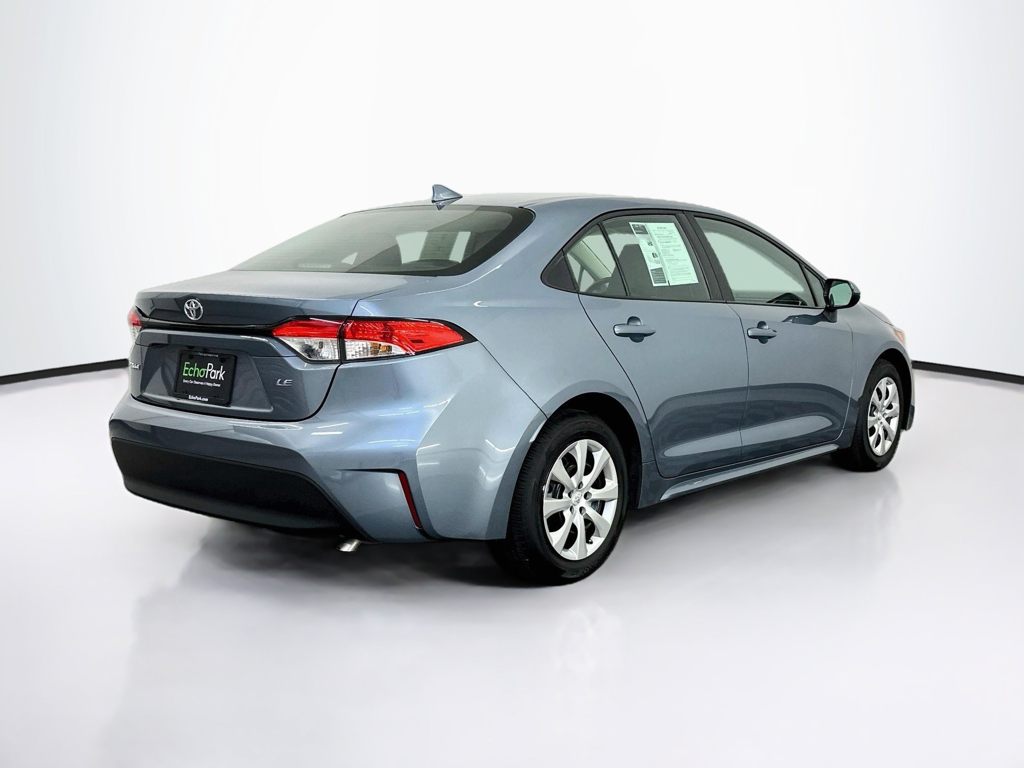 Used 2026 Toyota Corolla LE FWD image 9