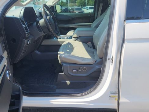 Certified 2019 Ford Expedition Limited w/ Equipment Group 302A AWD/4WD image 14