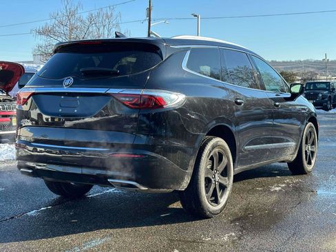 Used 2024 Buick Enclave Essence w/ Experience Buick Package image 5