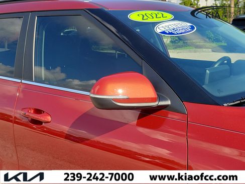 Certified 2022 Kia Seltos S FWD image 7