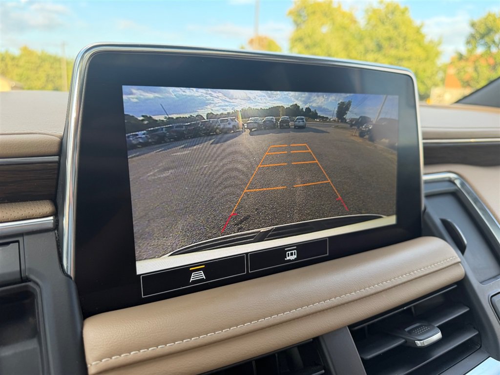 Used 2021 Chevrolet Tahoe Premier AWD/4WD image 36