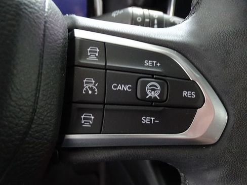 Certified 2023 Jeep Compass High Altitude w/ Driver Assist Group I AWD/4WD image 8