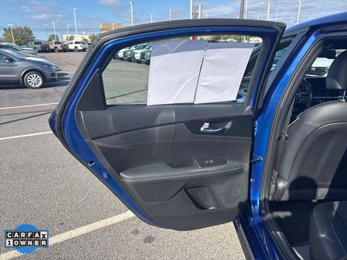 Used 2024 Kia Forte GT-Line w/ GT-Line Premium Package image 12