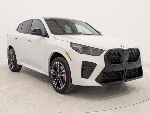 New 2026 BMW X2 xDrive28i w/ M Sport Package AWD/4WD image 7