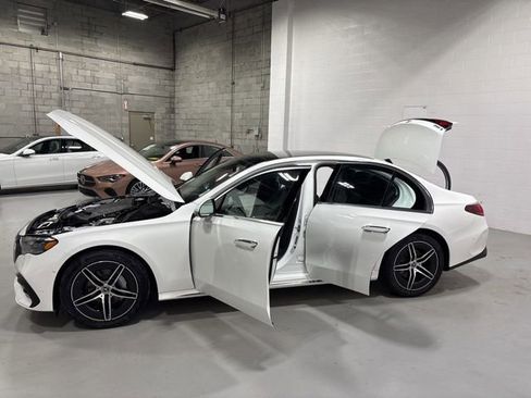 New 2025 Mercedes-Benz E 350 4MATIC Sedan image 25