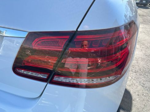 Used 2015 Mercedes-Benz E 350 Sedan image 23