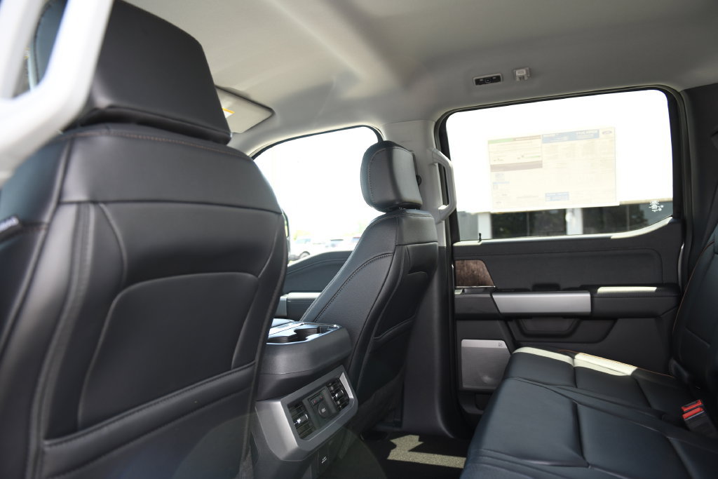 New 2026 Ford F250 Lariat AWD/4WD image 13