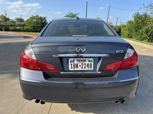 Used 2010 INFINITI M35 w/ Technology Pkg RWD image 6