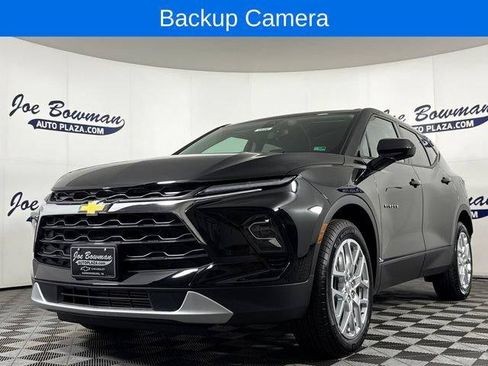 New 2025 Chevrolet Blazer LT AWD/4WD image 3