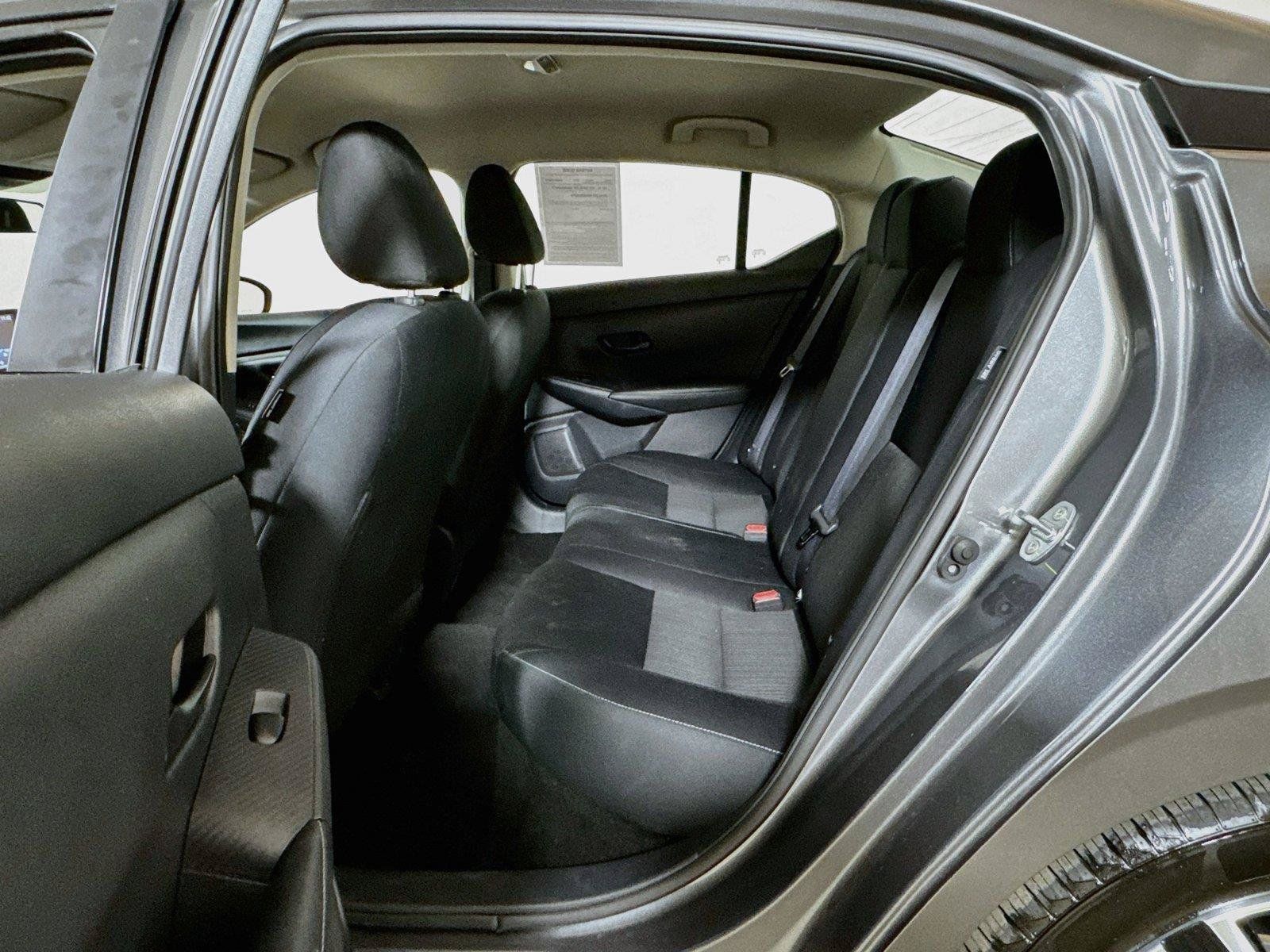 Used 2024 Nissan Sentra SV FWD image 20
