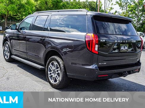 Used 2025 Ford Expedition Max Active AWD/4WD image 5
