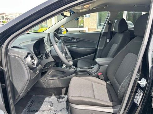 Used 2023 Hyundai Kona SEL w/ Cargo Package AWD/4WD image 7