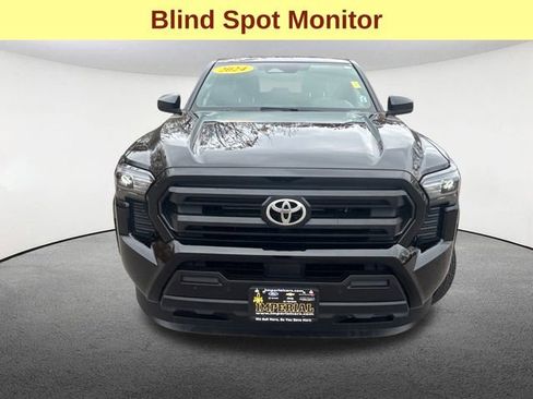 Used 2024 Toyota Tacoma SR image 4