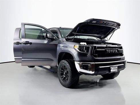 Used 2017 Toyota Tundra SR5 image 22