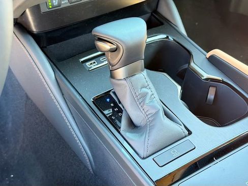 New 2025 Lexus ES 350 w/ Premium Package image 28