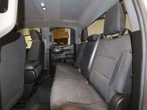 Used 2020 Chevrolet Silverado 1500 Custom w/ Custom Value Package image 13