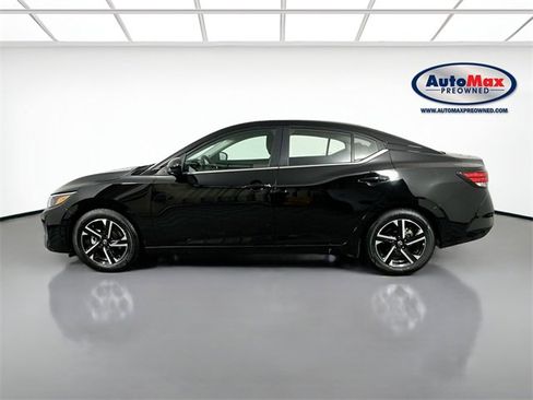 Used 2024 Nissan Sentra SV image 9