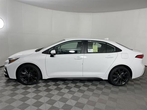 New 2026 Toyota Corolla SE image 4