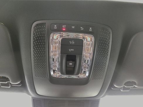 Used 2024 Mercedes-Benz GLE 350 4MATIC image 18