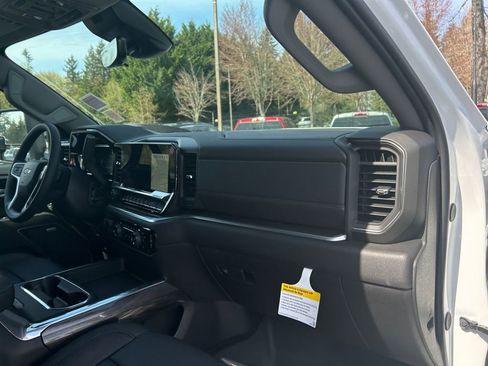 New 2026 Chevrolet Silverado 3500 LTZ w/ LTZ Plus Package AWD/4WD image 26