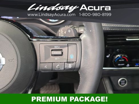 Used 2021 Nissan Rogue SL w/ Premium Package AWD/4WD image 16