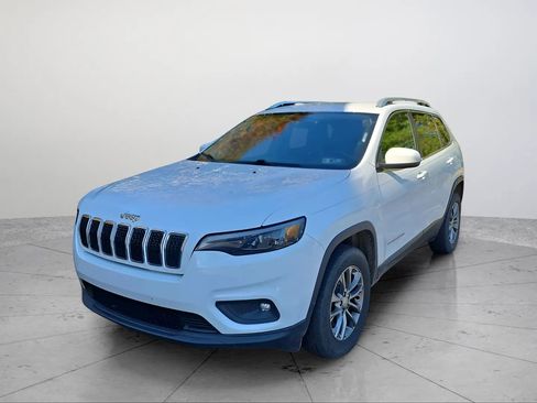 Used 2019 Jeep Cherokee Latitude Plus w/ Cold Weather Group AWD/4WD image 9