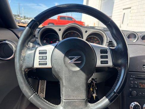 Used 2006 Nissan 350Z Touring image 15