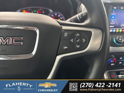 Used 2021 GMC Acadia SLE image 21